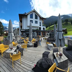 Hostel Skill Mountain - Und Bike Im Sommer Mit Joker Card